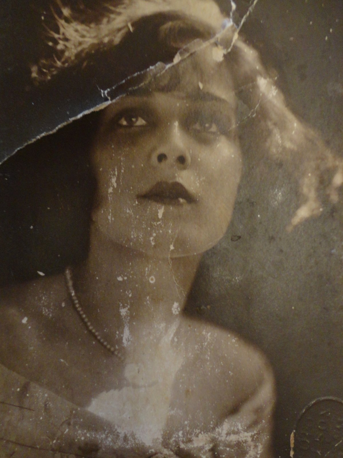 How Old Is Subaru Natsuki, a Re:Zero Character Not In Fire Force